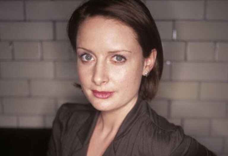 zoe telford