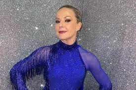 how old is sarah hadland