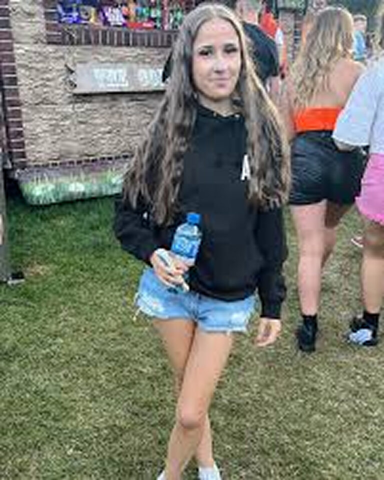 scarlett connolly